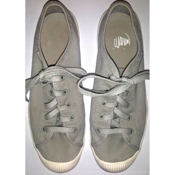 Palladium Shell Toe Light Grey Canvas Sneakers - Picture 1 of 3